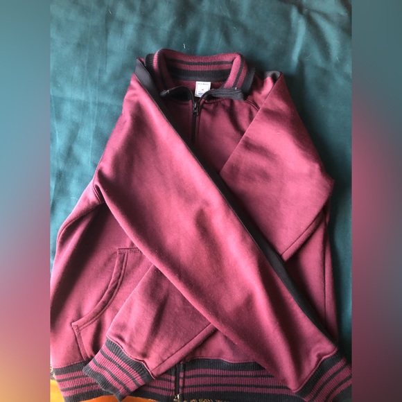 From Old Navy.Black and red stripes on the collar,wrists and the bottom. - Picture 2 of 3